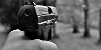 Joven de Florida mata a su madre por pedirle que dejara de fumar en casa