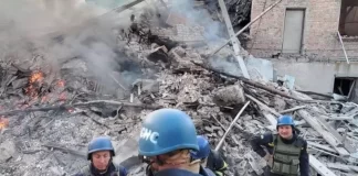 Ukraine-Krieg: Kiew bestätigt zwei Tote, schätzt 60 weitere nach Beschuss einer Schule in der Ostukraine