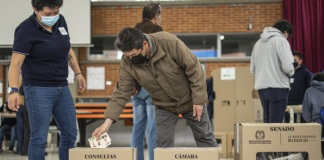 Colombianos que ya votaron en España mandan un mensaje de cambio y esperanza