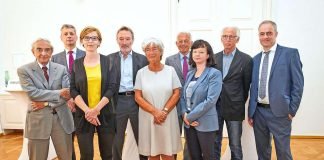 La petición de referéndum contra la corrupción está sobre la mesa