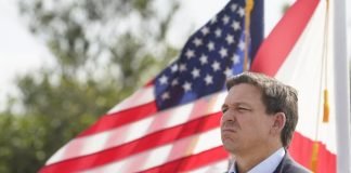 DeSantis establece en Florida el Día de las Víctimas del Comunismo