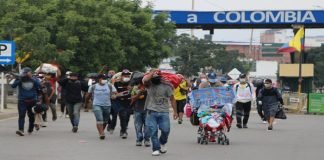 Colombia presenta un plan de salud para atender a 700.000 venezolanos