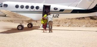 Versicherungen und Geiselverhaendler (German / English)