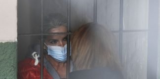 Fiscalía de Bolivia pide 15 años de cárcel para expresidenta Áñez