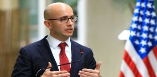 EEUU descarta invitar a Guaidó a la cumbre porque no lo reconoce toda la región