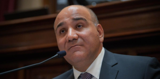 Jefe de gabinete argentino pide dejar a la justicia caso del avión venezolano
