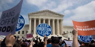 La Casa Blanca busca con los gobernadores contrarrestar el fallo del aborto
