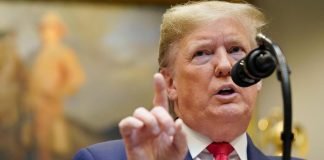 Trump criticó al comité que investiga el asalto al Capitolio