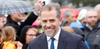 Packin’ heat: Nude Hunter Biden cavorts with hooker, illegal gun in latest mess for president