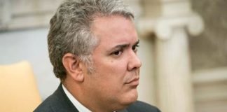 Otro juzgado ordena arresto o multa para Iván Duque