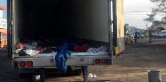 Revelan que los inmigrantes del ‘camión de la muerte’ tenían condimento para carne en la piel: «Estaban muy calientes»