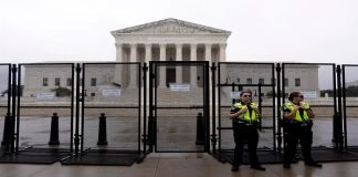 Policías en EEUU que no lean el derecho al silencio no podrán ser demandados