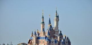 Hackean la cuenta en Instagram de Disneyland