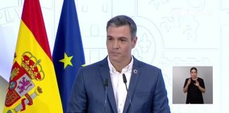 Pedro Sánchez deja de usar corbata para ahorrar energía