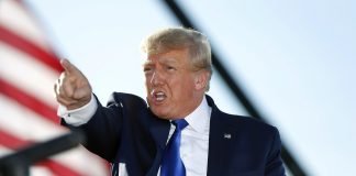 Trump insinúa que se presentará a las presidenciales de 2024