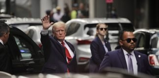 Inteligencia de EEUU evaluará si Trump puso en peligro al país