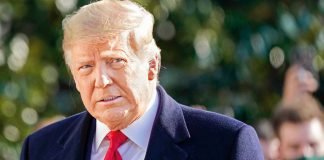 Un juez de Florida decidirá si se publican las razones del registro a Trump