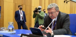 Embajador ruso en Austria pide la eliminación de la población ucraniana