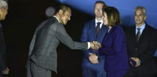 Pelosi concluye en Japón su gira asiática