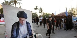 Manifestantes asaltan palacio presidencial en Bagdad tras retirada de Al Sadr