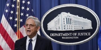 Fiscal de EEUU aprobó orden de allanamiento a propiedad de Trump