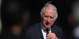 Carlos III planea una coronación más modesta que la de su madre