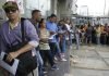 Bancos peruanos bloquean cuentas de migrantes venezolanos
