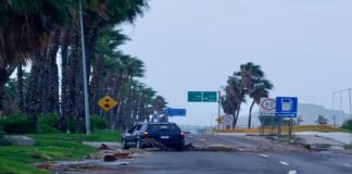 Kay toca tierra como huracán categoría 1 en México