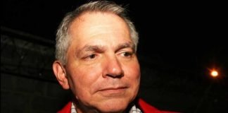 Javier Alvarado busca librarse de juicio en EE UU alegando que denunció temprano la corrupción