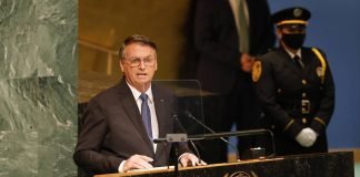 Bolsonaro afirma que unos 350 mil venezolanos han ingresado a Brasil