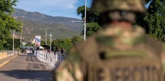 Reorganizan el puente Simón Bolívar