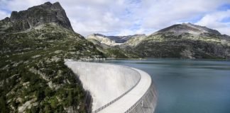 Suiza creará reserva hidroeléctrica ante posible escasez este invierno