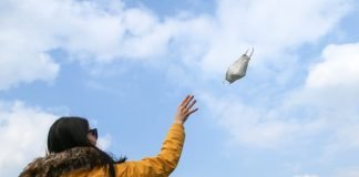 El uso de la mascarilla deja de ser obligatorio en Argentina