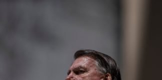 Bolsonaro lidera las elecciones en Brasil con un 46,31%
