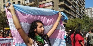 ¡Tras un fallo de la corte de apelaciones! Chile entrega la primera cédula de identidad no binaria en su historia