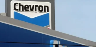 EEUU autoriza a Chevron para reanudar operaciones de extracción en Venezuela