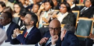Argentina, Colombia y Francia insisten en un diálogo para Venezuela