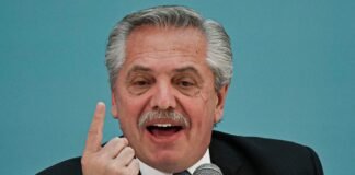 Oposición argentina pide juicio político contra Alberto Fernández