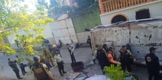 Varios muertos y heridos por volcamiento de autobús en Valencia