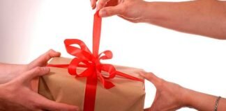 El reclamo viral por el regalo del amigo secreto en Navidad