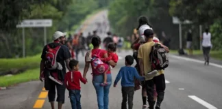 Migrantes apresuran su recorrido hacia EE.UU. por fin del Título 42