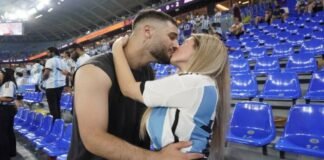Invitó a su novio al mundial y ahora lo presiona para casarse