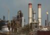 Falla en Refineria de Amuay, produce paralización de producción de gasolina