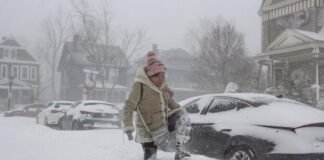 Más de 20 muertos en la Navidad más gélida de EE UU en décadas