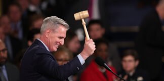 Tras 15 intentos, finalmente eligen al presidente de Cámara Baja de EEUU: El republicano Kevin McCarthy