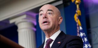 EEUU vetará por cinco años a quienes crucen la frontera sin permiso