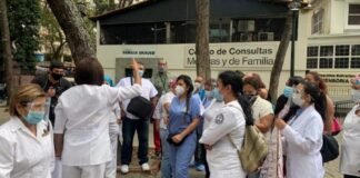 Salario al costo de la canasta básica: Exigen a Maduro respetar el artículo 91 de la Constitución