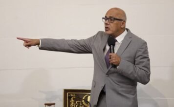 EEUU obligó a Jorge Rodrigez negociar la renovación total del TSJ