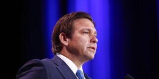 El gobernador de Florida violó la Constitución estatal al destituir a un fiscal