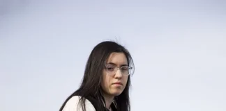 Trans arrepentida reclama a psicologo y a padres su operación: “¿cómo me dejaron hacer eso”?